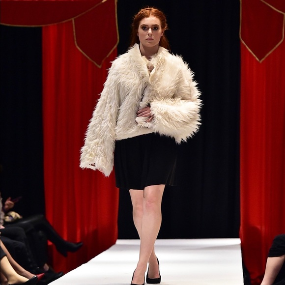 Meet your Posher, Oshay - Picture 9 of 16